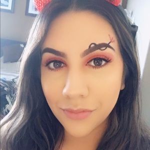 Meet your Posher, Natalie